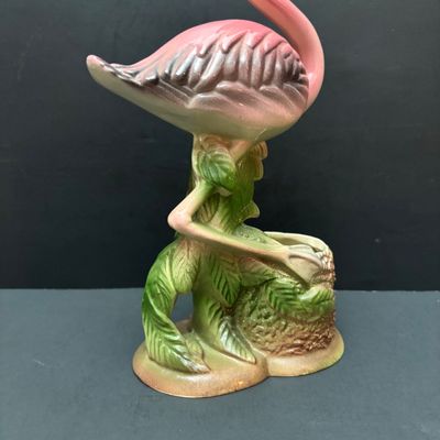 LOT 110: Vintage California Pottery Flamingo Planter/Vase