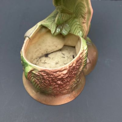 LOT 110: Vintage California Pottery Flamingo Planter/Vase