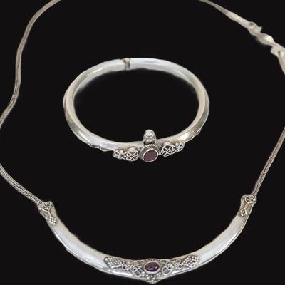 2 PC STERLING SILVER & GARNET NECKLACE & BRACELET