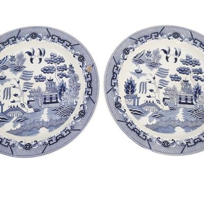 PAIR LARGE BLUE WILLOW JAPAN CHARGERS MID CENTURY