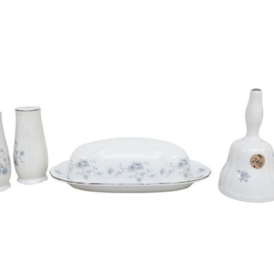 4 HAVILAND BLUE GARLAND CHINA PIECES