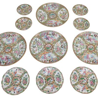 11 PC QING DYNASTY CHINESE CANTON ROSE MEDALLION PLATES - BOWLS