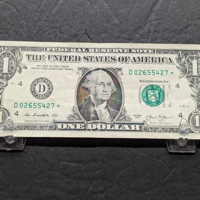 Sale Photo Thumbnail #375: 2013 Series U.S. $1 Federal Reserve Note - Star Note, issued in Ohio