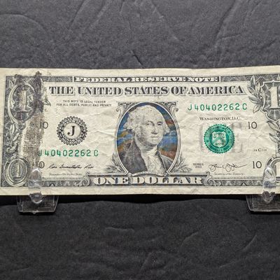 Sale Photo Thumbnail #204: 2013 Series US $1 Federal Reserve Note - Issued in Missouri - Ink Smear