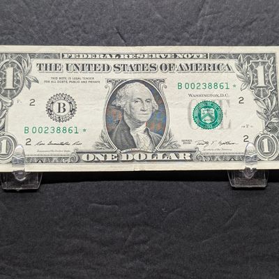 Sale Photo Thumbnail #403: 2009 Series US $1 Federal Reserve Star Note issued in New York