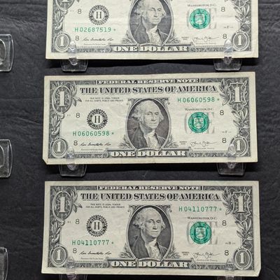 Sale Photo Thumbnail #412: (3) 2013 Series US $1 Federal Reserve Star Notes - Issued in Missouri