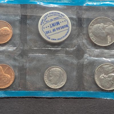 Sale Photo Thumbnail #207: Partial 1970-P Only U.S. Mint Uncirculated Coin Set W/ "S" Mint Mark Cent