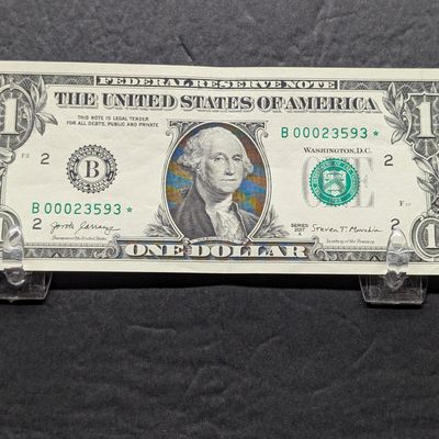 Sale Photo Thumbnail #367: 2017 A Series US $1 Federal Reserve Note - Low Serial Number Starts with 3 Zero's, Star Note