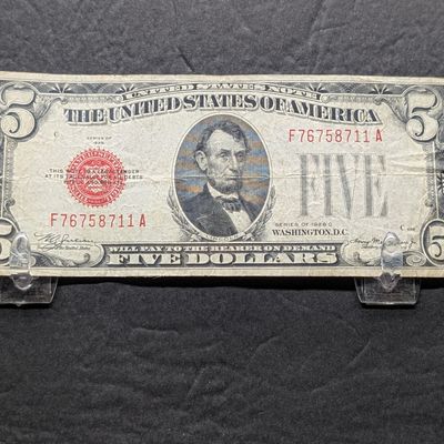 Sale Photo Thumbnail #316: 1928 C Series US $5 United States Note - Red Seal