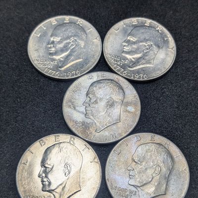 (5) 1976 Bicentennial Eisenhower Dollars