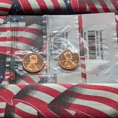 Sale Photo Thumbnail #180: 2001-S & 2005-S Lincoln Memorial Cents In Littleton Packaging