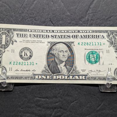 2013 Series US $1 Federal Reserve Star Note - issued in Texas