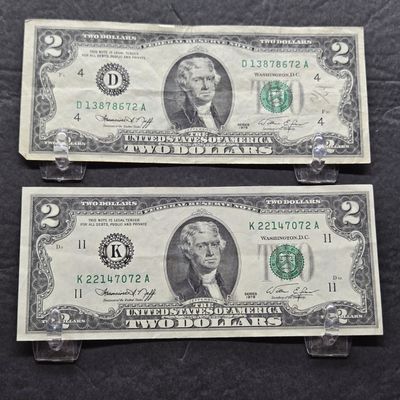 Sale Photo Thumbnail #225: (2) 1976 Series CU $2 Bank Notes