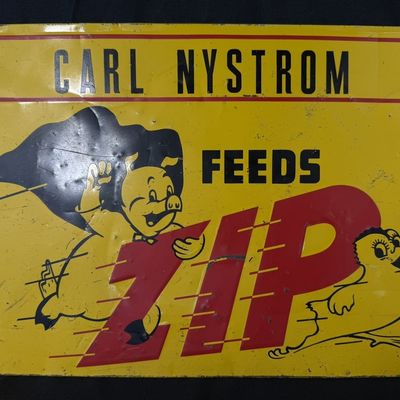 Sale Photo Thumbnail #432: Feeds ZIP Carl Nystrom SST Painted Metal Pig Chicken Sign