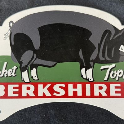 Sale Photo Thumbnail #321: Berkshires Market Toppers SST Tin Pig License Plate Topper