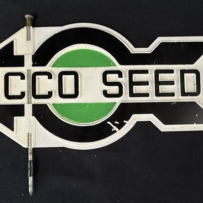 Sale Photo Thumbnail #333: ACCO Seed Plastic Weather Directional Embossed Arrow Sign