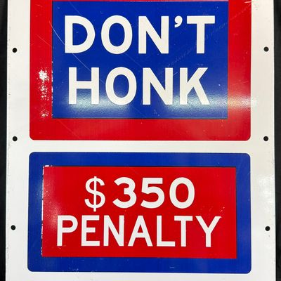 Sale Photo Thumbnail #174: Don't Honk $350 Penalty Bureau Air Resources New York Sign