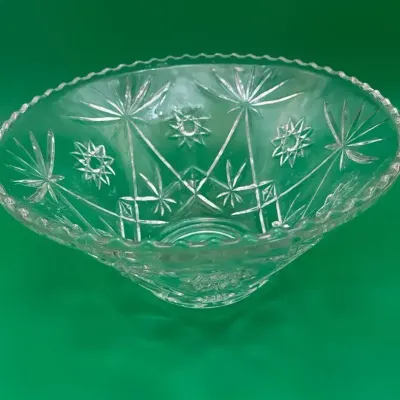 Vintage 1960s Anchor Hocking Prescut Clear Crystal Cut 14” Punch Bowl