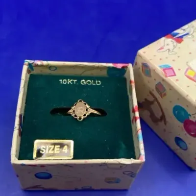 10k Gold Child’s Ring Size 4
