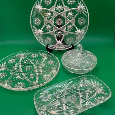 1960s Anchor Hocking Crystal Glass “Star Of David” Two Platters, Covered Candy Dish, Relish Tray(#1)