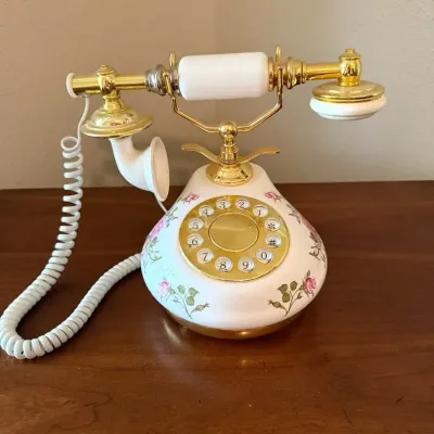 Poly Concept Vintage Style Porcelain Accent Phone 
