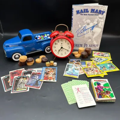 Vintage Alarm Clock, Ceramic Truck see PHOTOS and description