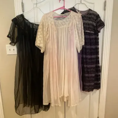 Vintage Ladies Nightgown And Robe Combo With Two Extra Robes Sizing In Description Box