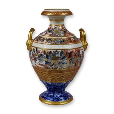 Wedgwood Aesthetic Movement Twin Handled Gilded Ceramic Vase in the Japanese Style