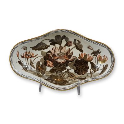 Wedgwood Lobed Oval Dish, Water Lily Pattern
