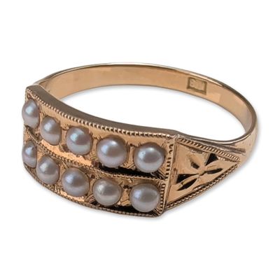 Victorian Style 16K Yellow Gold Seed Pearl Ring