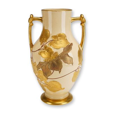 Wedgwood Harry Barnard Slip-Decorated Handled Vase