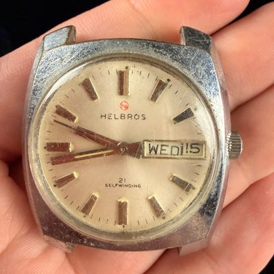 Sale Photo Thumbnail #89: Helbros 21 Jewel Self-Winding Day-Date Wristwatch Head