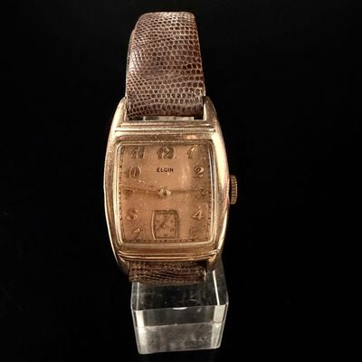 Sale Photo Thumbnail #33: Vintage Elgin Grade 554 Men's Art Deco Wristwatch Runs