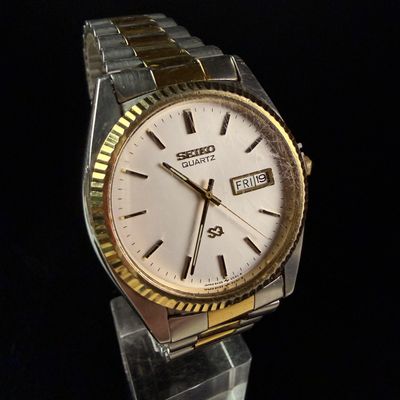 Sale Photo Thumbnail #112: Seiko SQ Quartz Two-Tone Day-Date Wristwatch Reference 5H23-8029