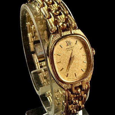 Sale Photo Thumbnail #205: Vintage Seiko Ladies Gold-Tone Quartz Wristwatch 2P20-5329
