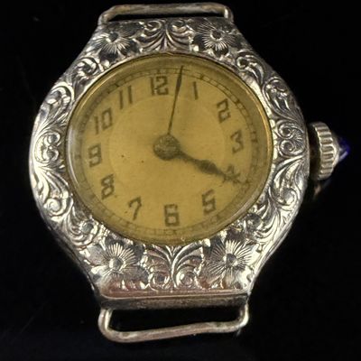 Sale Photo Thumbnail #87: Vintage F.A. Hirsch and Co 15 Jewel 14K Gold Filled Art Deco Ladies Wristwatch