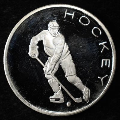 Sale Photo Thumbnail #409: HOCKEY 1 OZ .999 SILVER ROUND