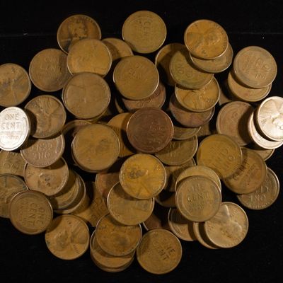 Sale Photo Thumbnail #127: (73) WHEAT CENTS FROM THE 20'S