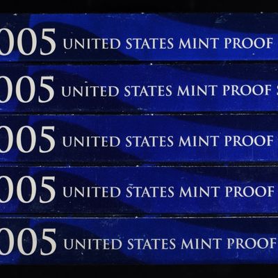 Sale Photo Thumbnail #285: (5) 2005 US MINT PROOF SETS