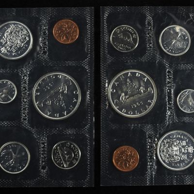 Sale Photo Thumbnail #211: (2) 1965 CANADA PL SET