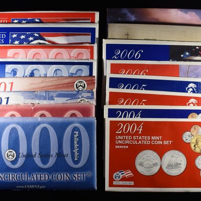 Sale Photo Thumbnail #262: 2000-2007 MINT SETS