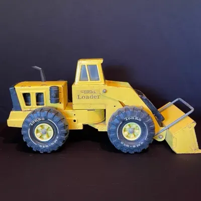 Vintage 1970s Mighty Tonka XMB-975 Loader Truck
