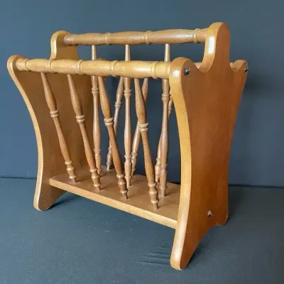 MCM Maple Magazine Rack