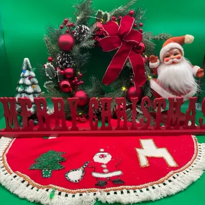 Classic Christmas Decorations