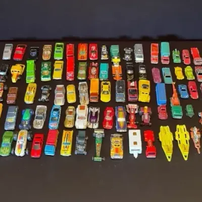 Vintage Collection of Die-Cast & Plastic Toy Vehicles, Hot Wheels, Matchbox