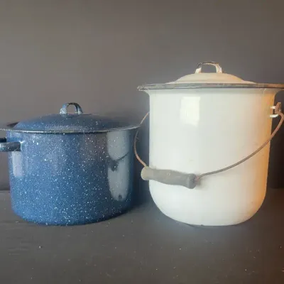 Vintage White Enamelware Pot, Blue Speckled Enamelware Stock Pot
