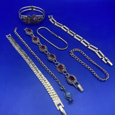 Sara Coventry Bracelets Gold Tone