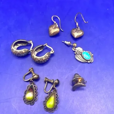Sterling Silver Earrings And Pin Weighing 17.93 Grams Total