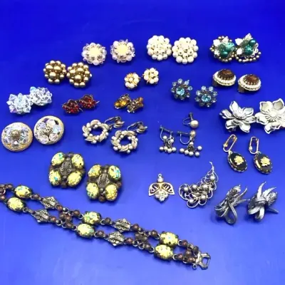Mid-Century, Modern Custom Jewelry Primarily Clip On And Screw Back Earrings