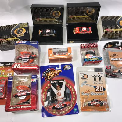 Tony Stewart Cars & Ornaments Collection